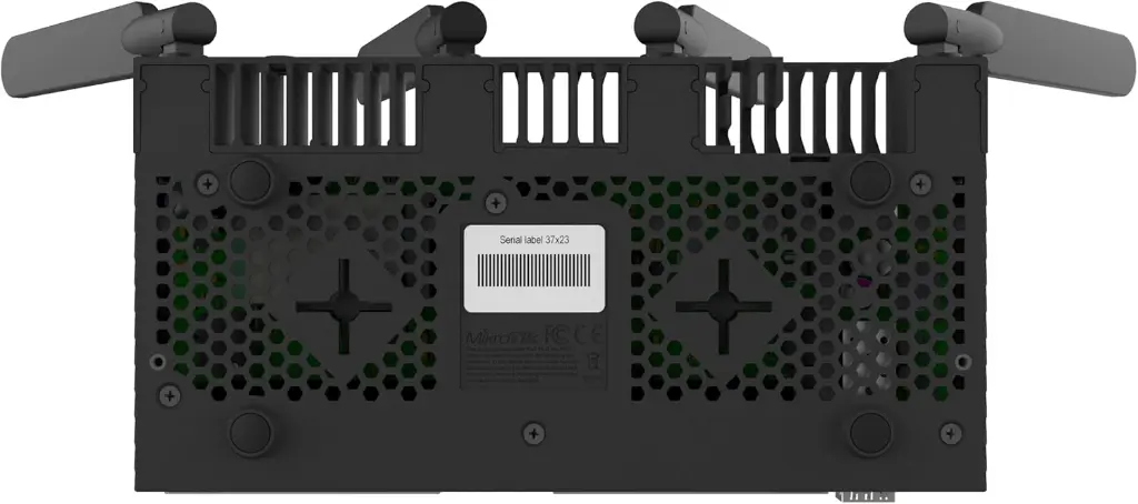 RB4011iGS+5HacQ2HnD-IN-electron tech-04.webp