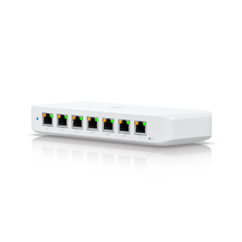 Ubiquiti UniFi Ultra 8-Port 210W Switch يونيفاي سويتش 